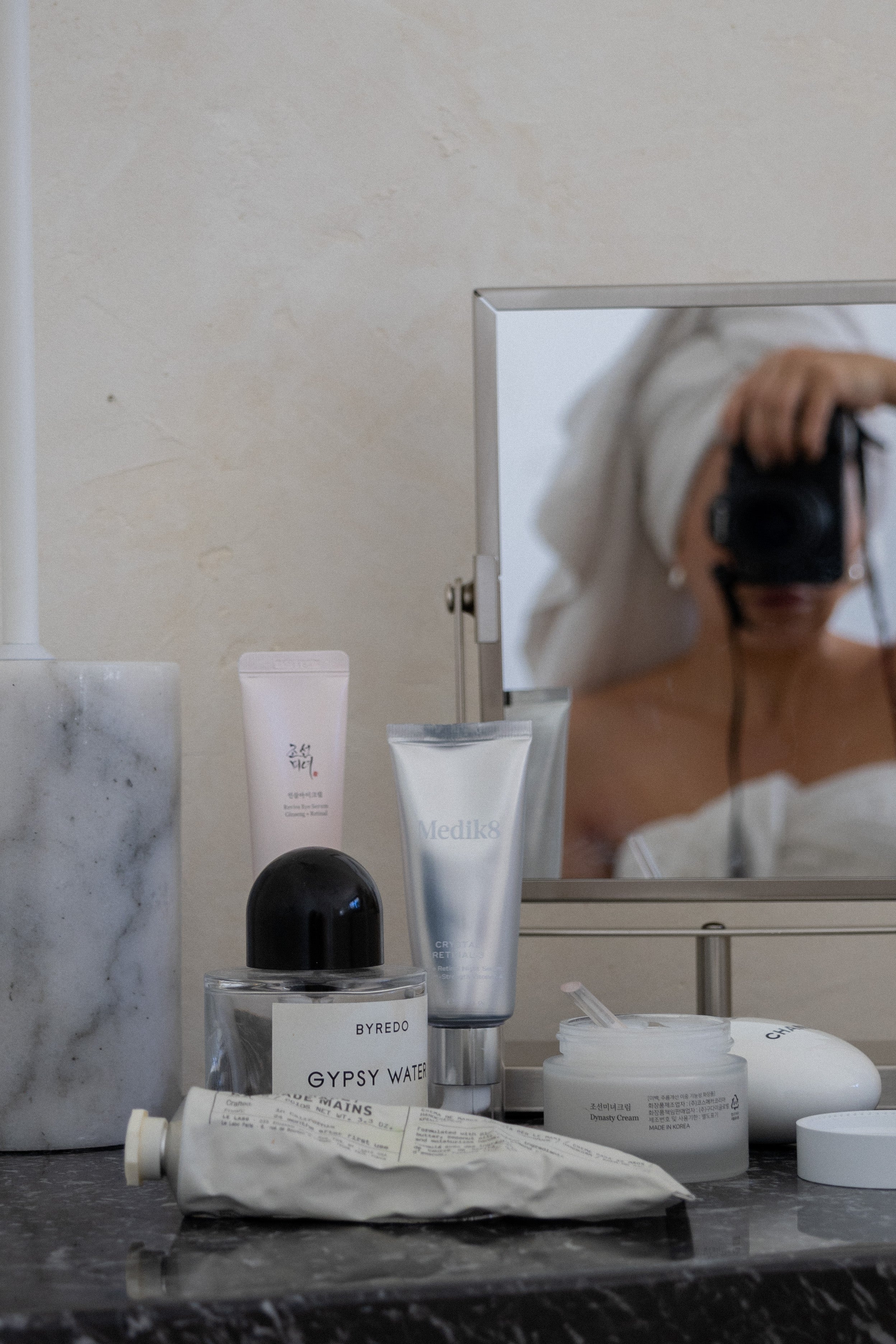 The In-Flight Edit: Wellness Rituals for the Modern Traveler